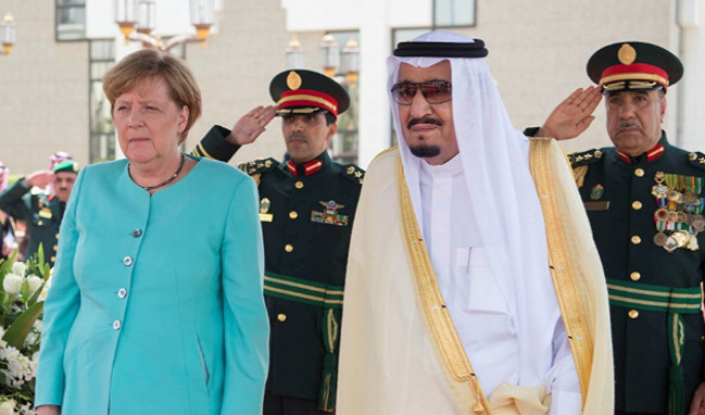 Merkel: Suudi Arabistan'a silah ihracatÄ± durdu...