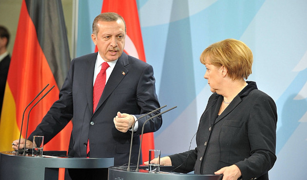 Erdoğan-Merkel zirvesinde masada o konular olacak!