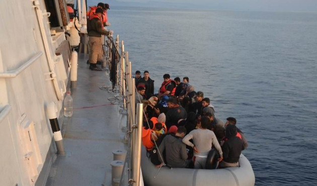 Dikili'de 113 kaçak göçmen yakalandı!