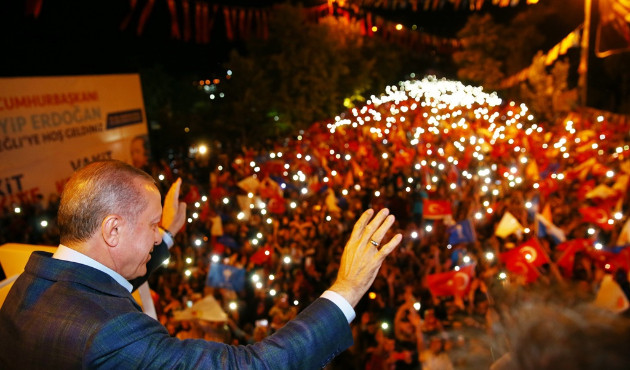 Ereğli'de Cumhurbaşkanı Erdoğan'a sevgi seli...