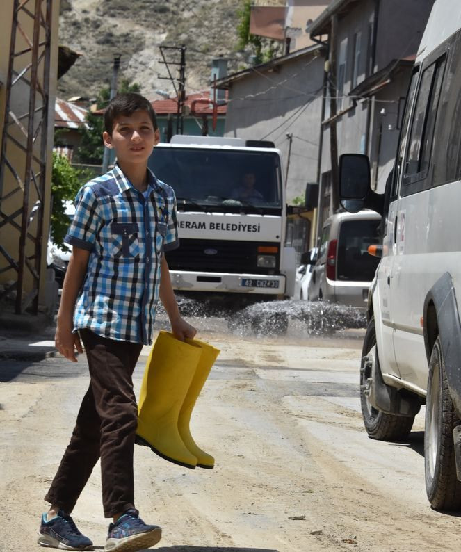 Konya'da sel baskını: 166 ev ve iş yerini su bastı - Sayfa 1