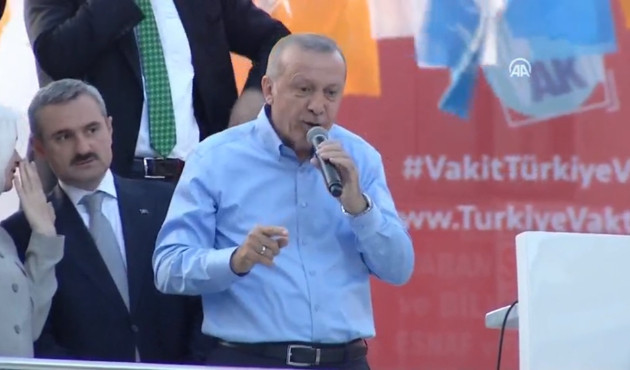 Erdoğan: Erbakan hoca mezarından çıksa...