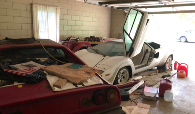 Babaannesinin garajında Lamborghini ve Ferrari buldu!