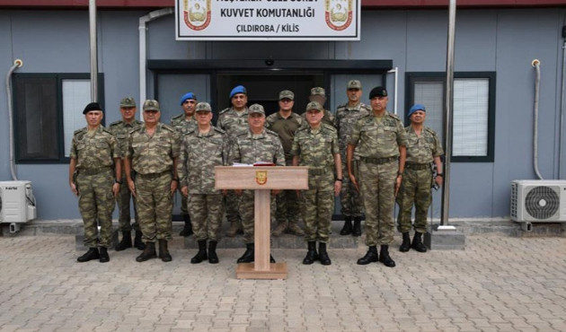 Org. Yaşar Güler ve komutanlar Suriye sınırında!