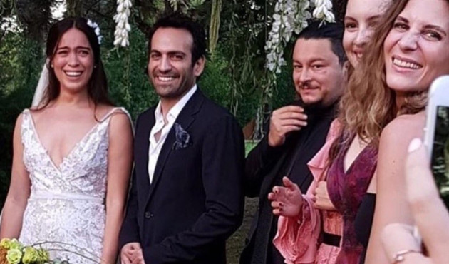 Ünlü oyuncu Buğra Gülsoy evlendi...