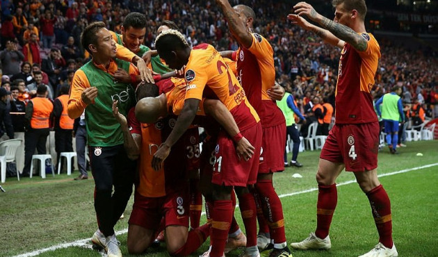Galatasaray-Schalke 04 maçının hakemi belli oldu!