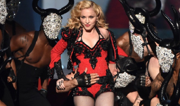 Madonna kendisiyle dünyayı gezecek birini arıyor!