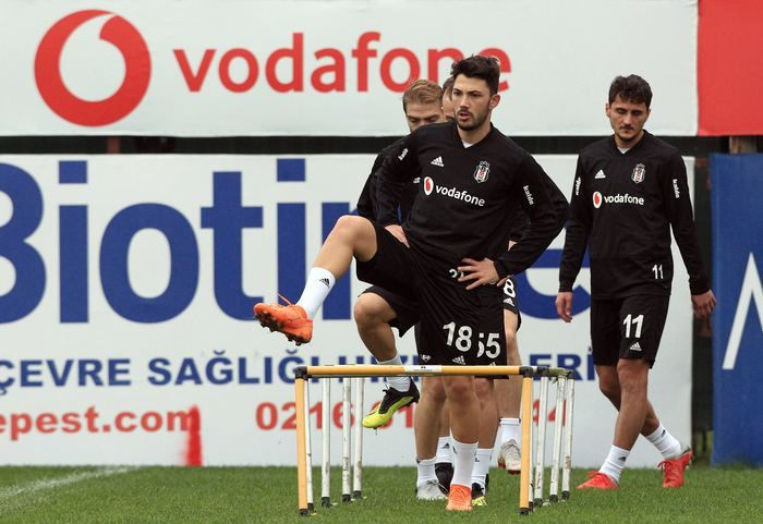 Beşiktaş'tan flaş Tolgay Arslan kararı! - Sayfa 1