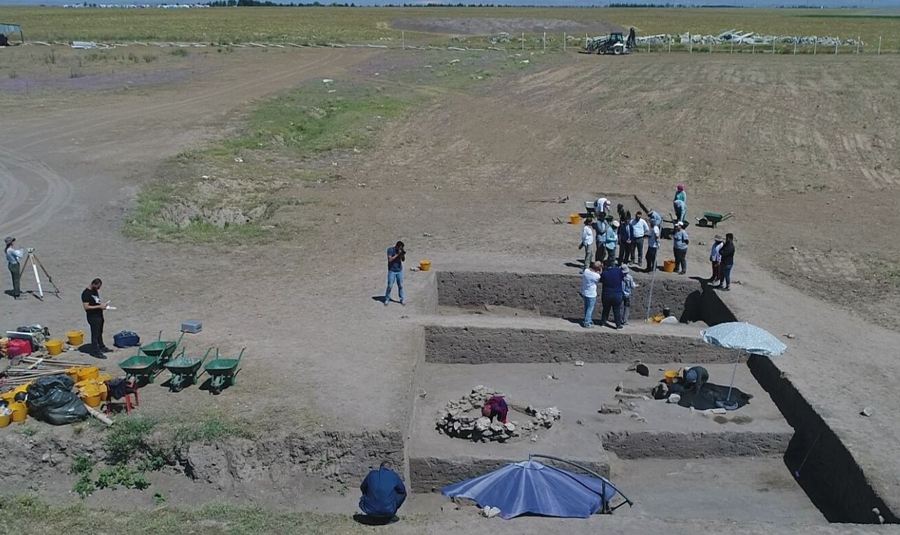 Eskişehir'de 5 bin yıllık insan iskeletleri bulundu! - Sayfa 2
