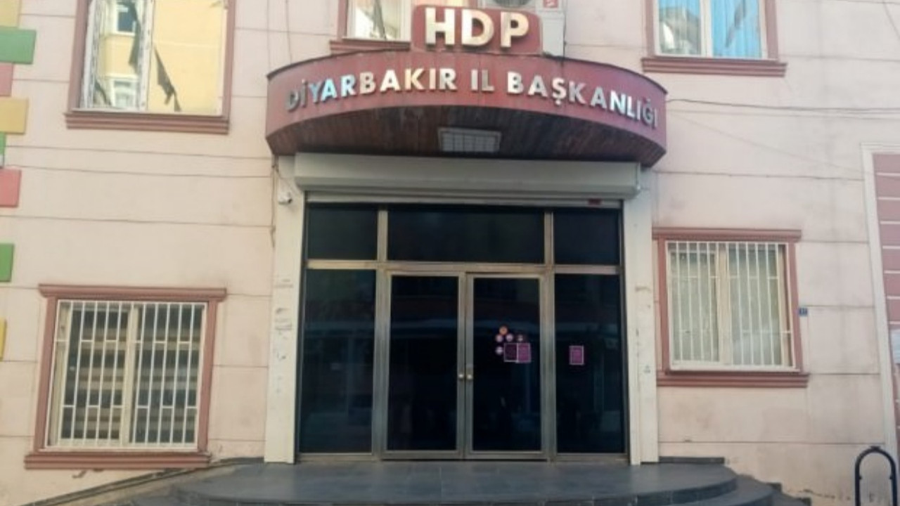 Evlat nöbeti HDP'lileri kaçırdı!