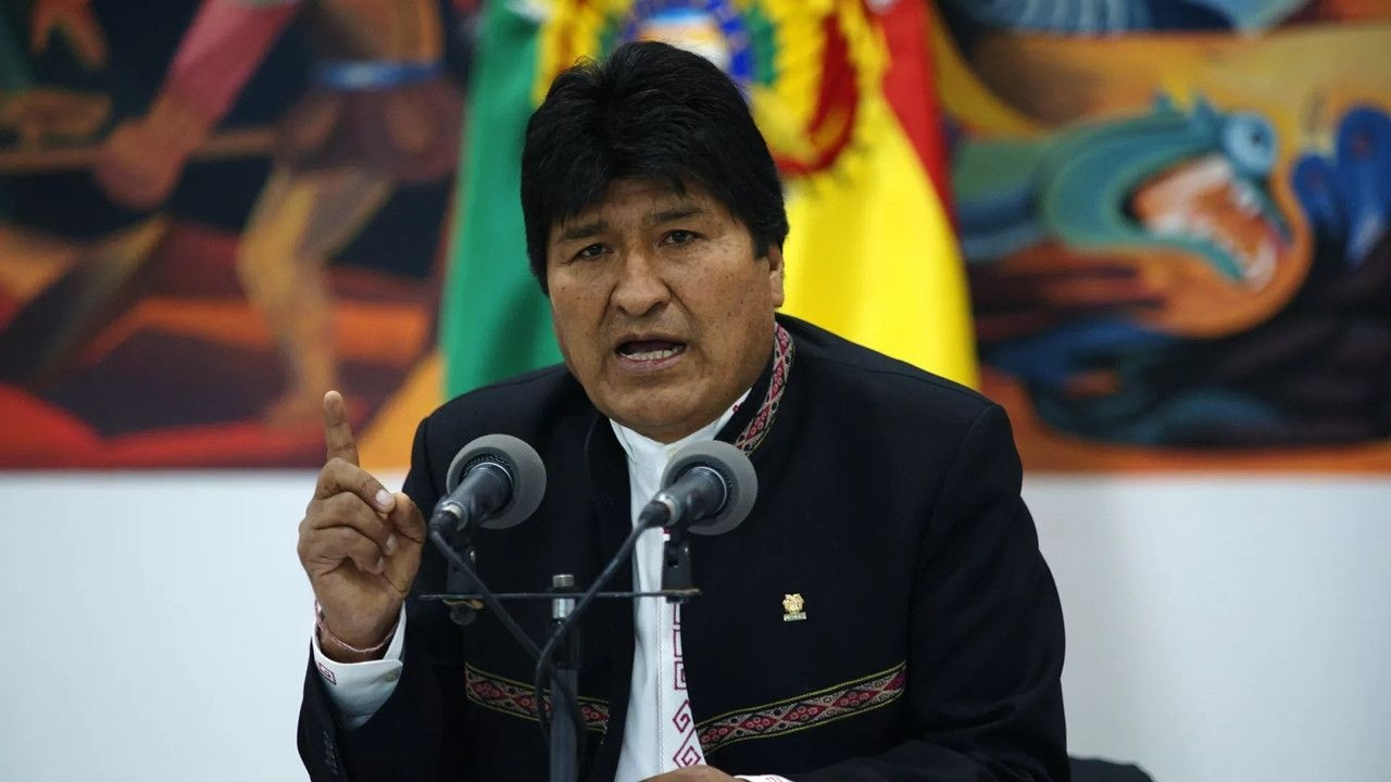 Eski Bolivya Devlet Başkanı Evo Morales Arjantin'e iltica etti...