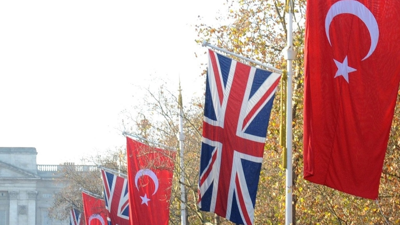 İngiltere'den vatandaşlarına skandal Türkiye çağrısı!