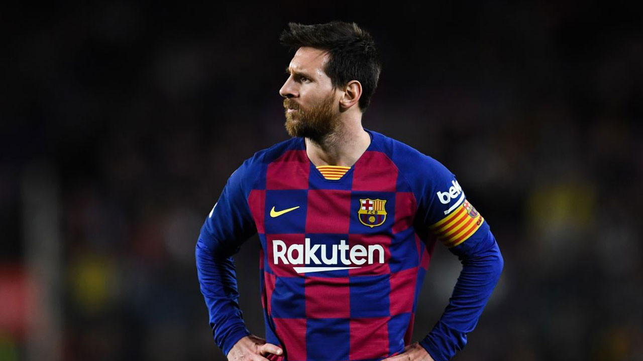 Lionel Messi Premier Lig yolcusu