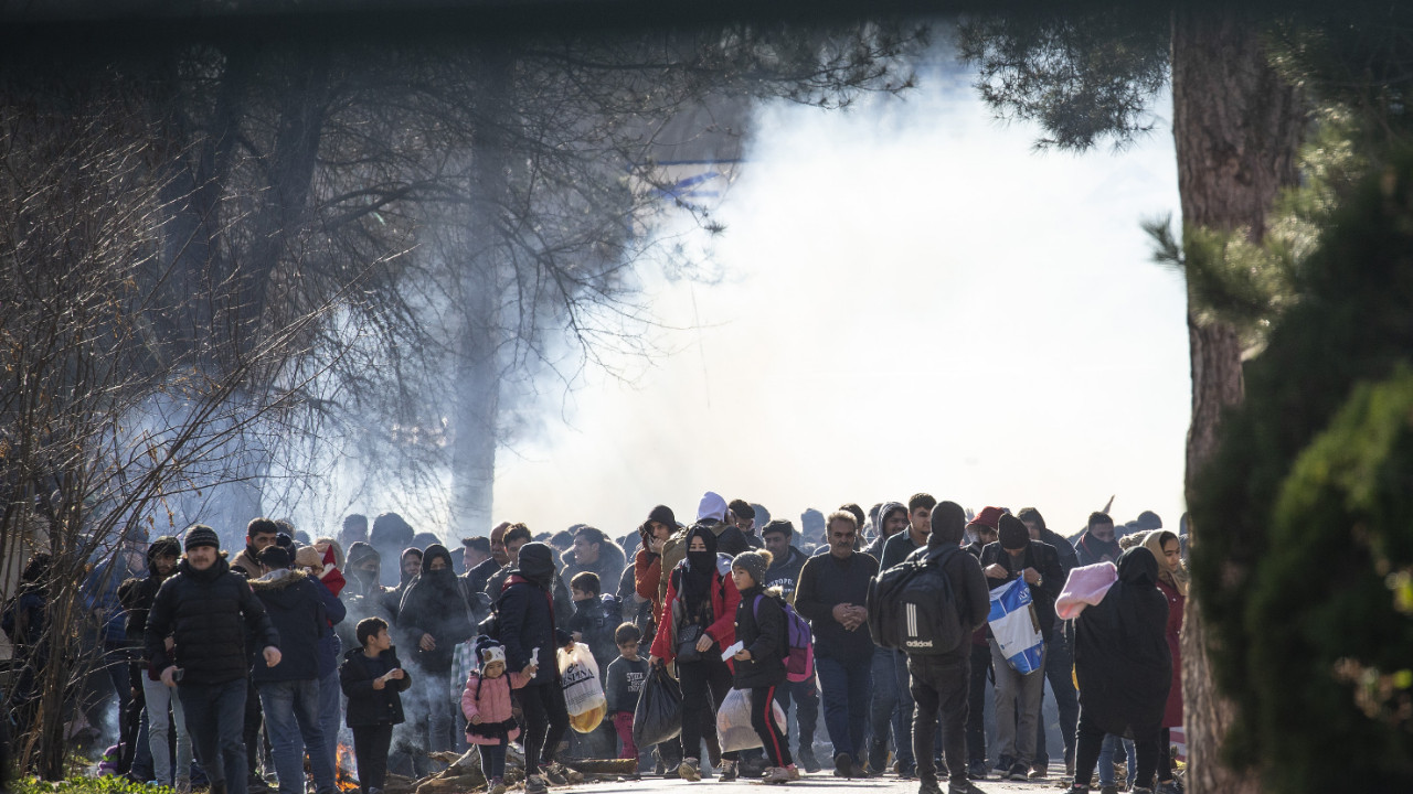 Yunanistan ve Bulgaristan'a çağrı: Göçmenleri kabul edin