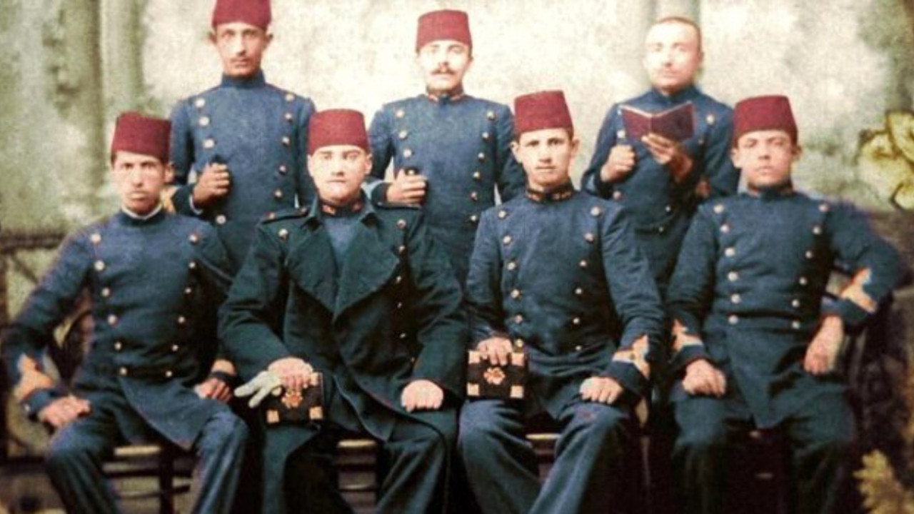 Atatürk'ün 18 yaşındaki hali ortaya çıktı! Tam 121 yıl sonra...