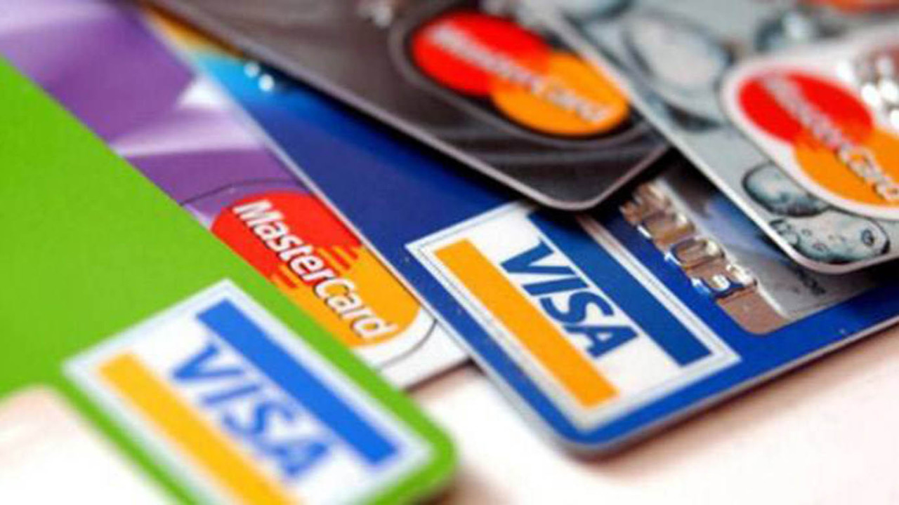 Son dakika: VakıfBank 305 milyon liralık kredi kartı borçlarını erteledi