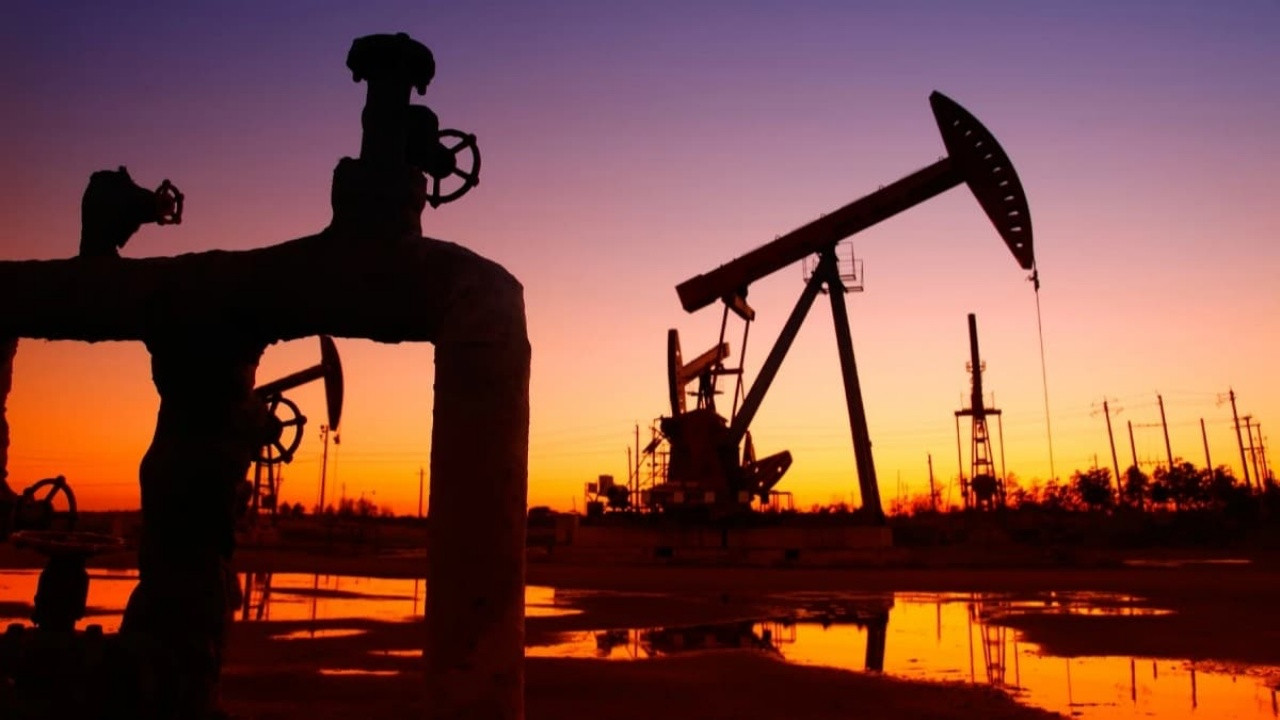 ABD'de petrolün varil fiyatı 0 doların altına düştü!