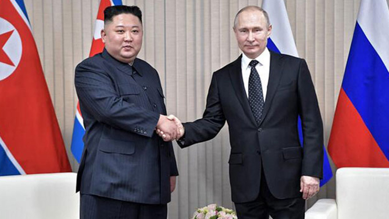 Son dakika... Rus lider Putin’den Kim Jong-un’a madalya
