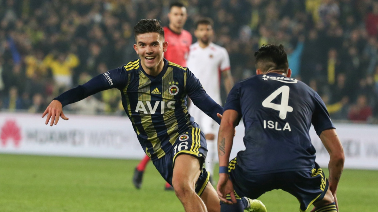 Fenerbahçe’nin genç yıldızı Ferdi Kadıoğlu’na Ajax talip oldu