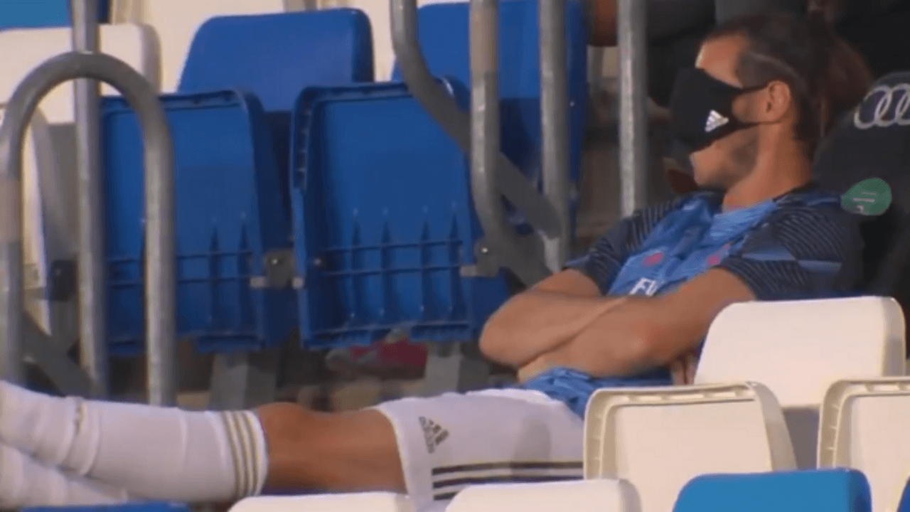 Gareth Bale maç sırasında uyudu! ''En kötü fotoğrafı''