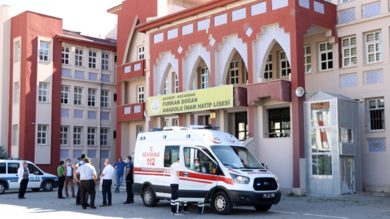 Kayseri'de görev yapan müdür yardımcısı okulda ölü bulundu