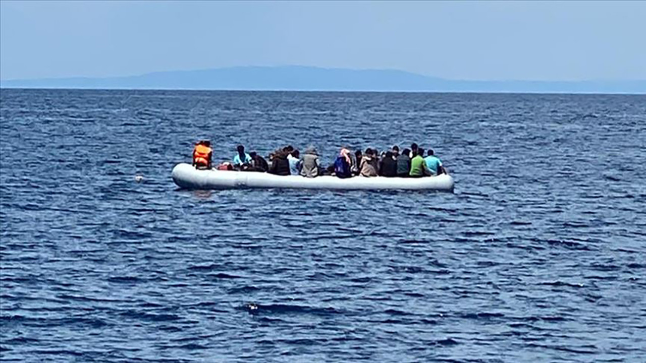 Göçmenleri denizde bırakılıp ölüme terk ediyorlar