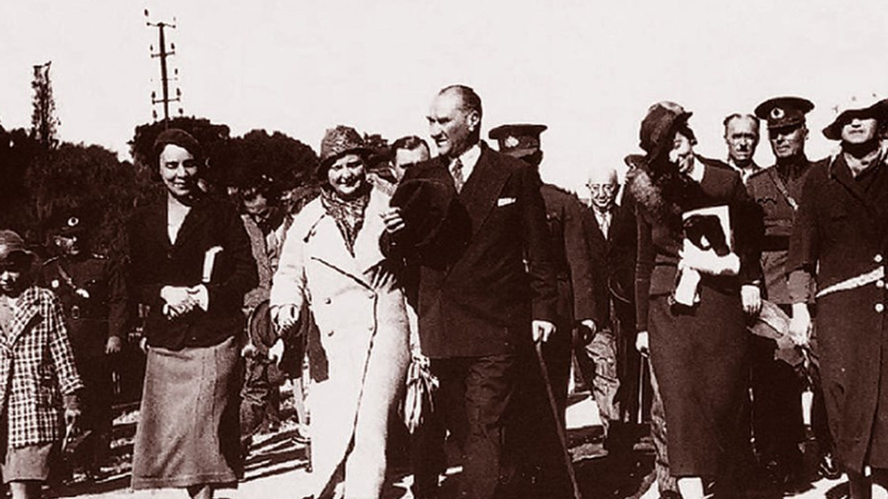 Az bilinen Atatürk fotoğrafları