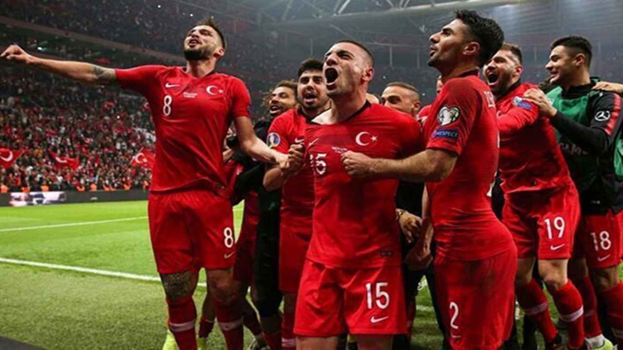 Milli maçlar ne zaman? Türkiye-Macaristan maçı ne zaman? Maç programı belli oldu!