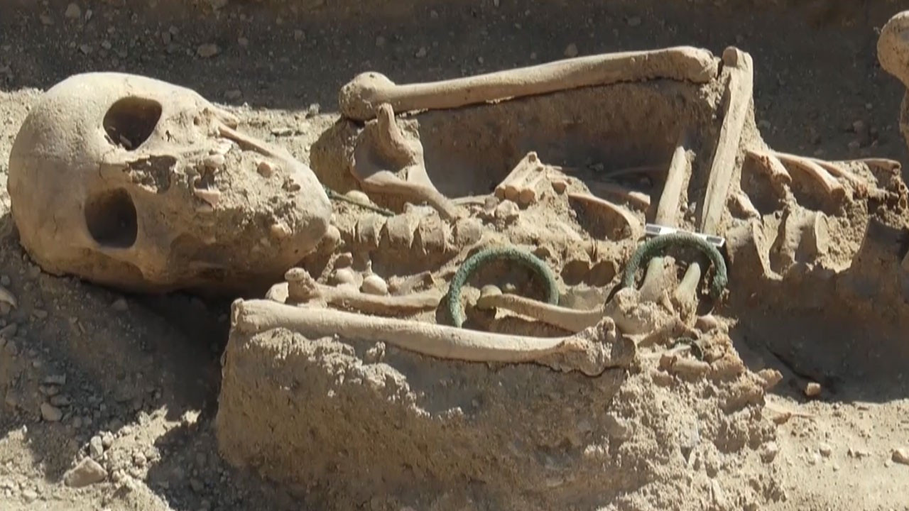 Süslü Urartu kadınının iskeleti böyle bulundu