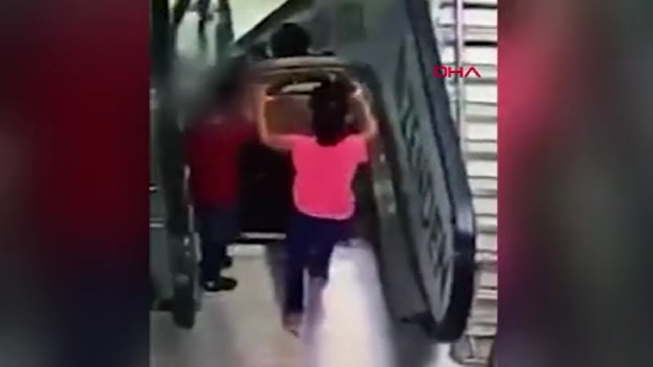 Rusya'da yürüyen merdivenlerde korkunç kaza