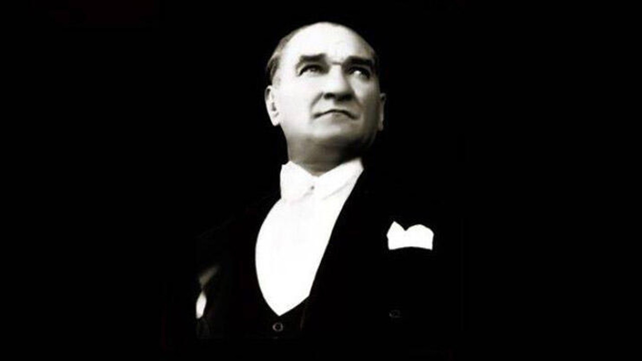10 Kasım Ata mesajları! En özel Mustafa Kemal Atatürk fotoğrafları ve resimleri!