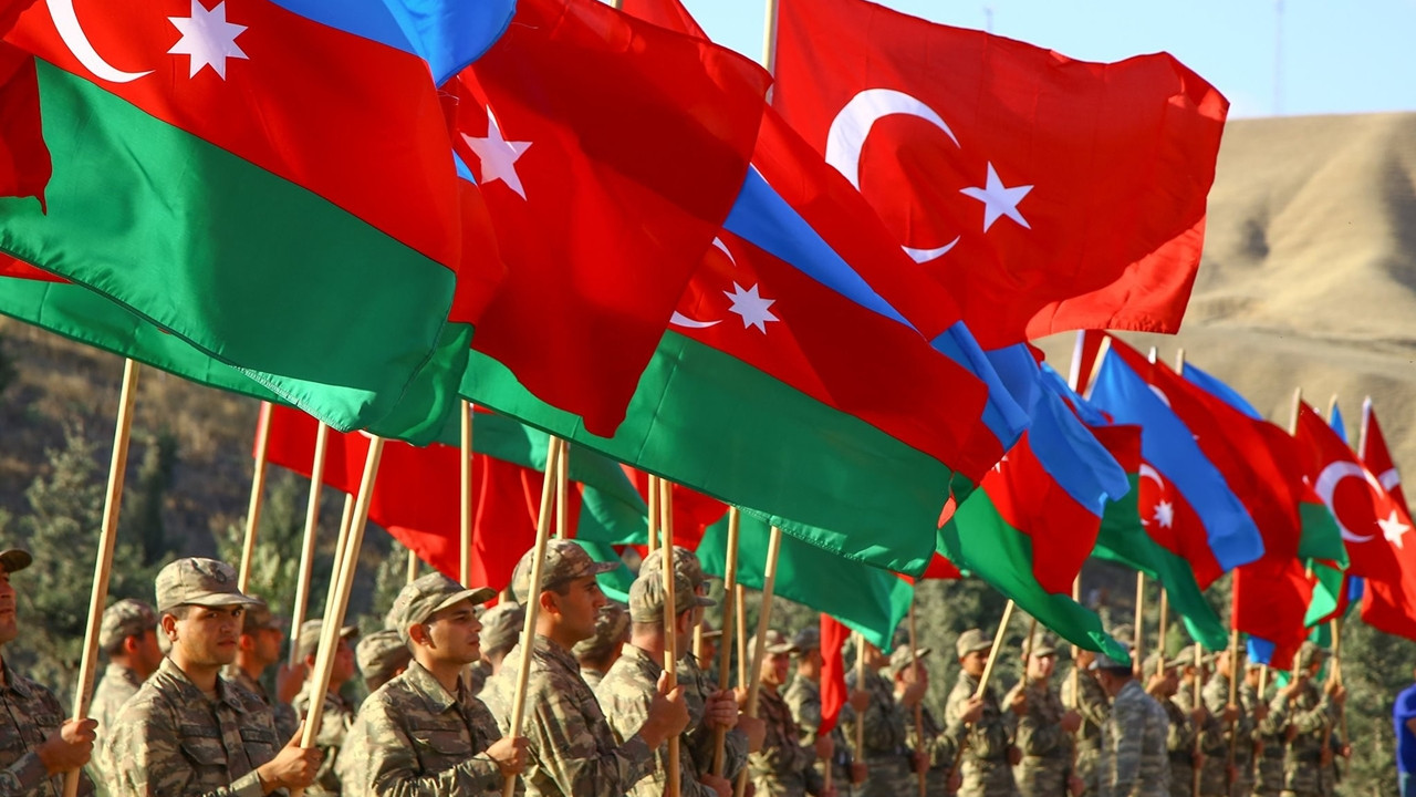 Karabağ Savaşı'nın kazanını Türkiye oldu
