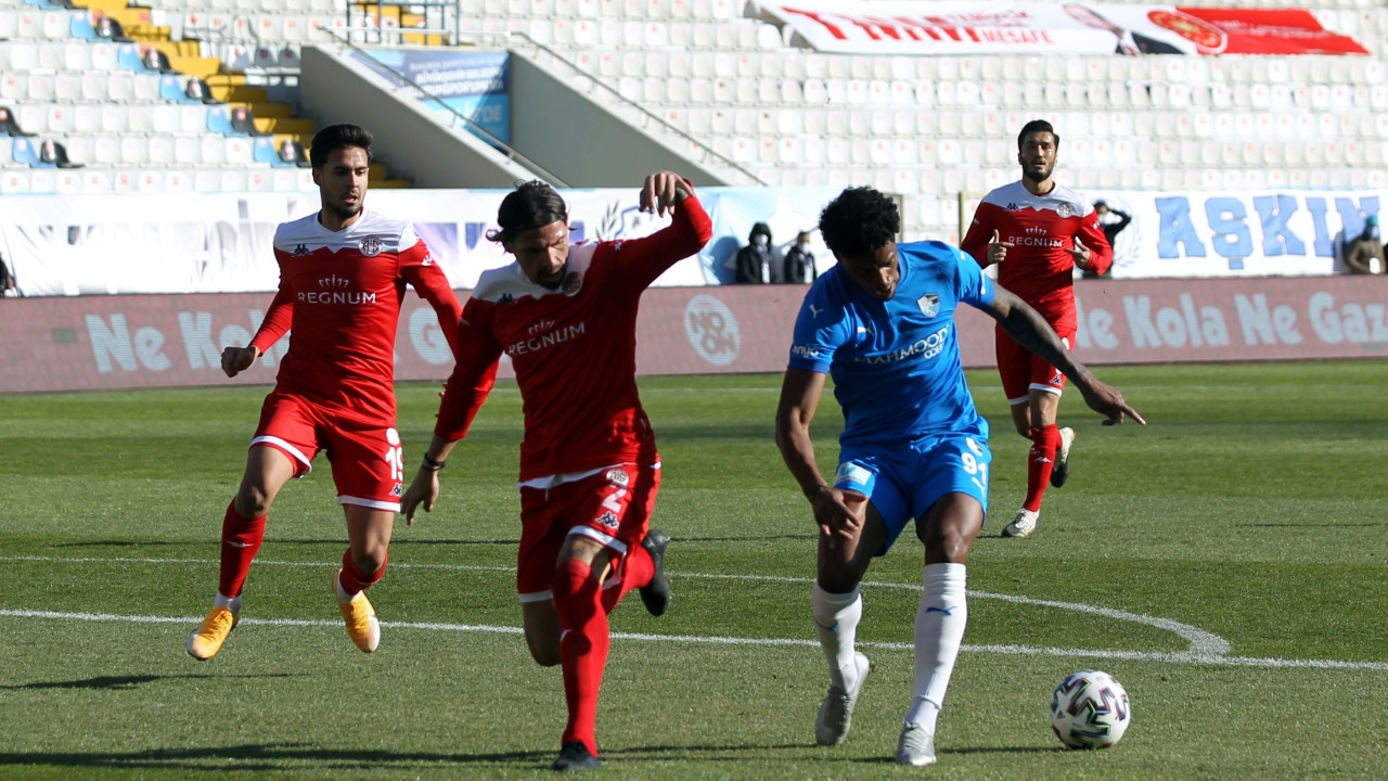 BB Erzurumspor ile Antalyaspor 2-2 berabere kaldı