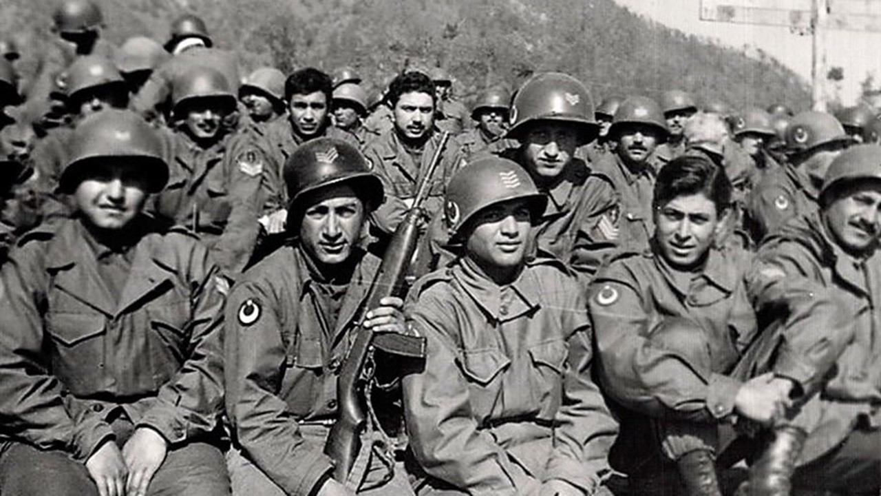 Türkiye Kore'ye neden asker gönderdi? Kore Savaşı'na Türkiye neden katıldı?
