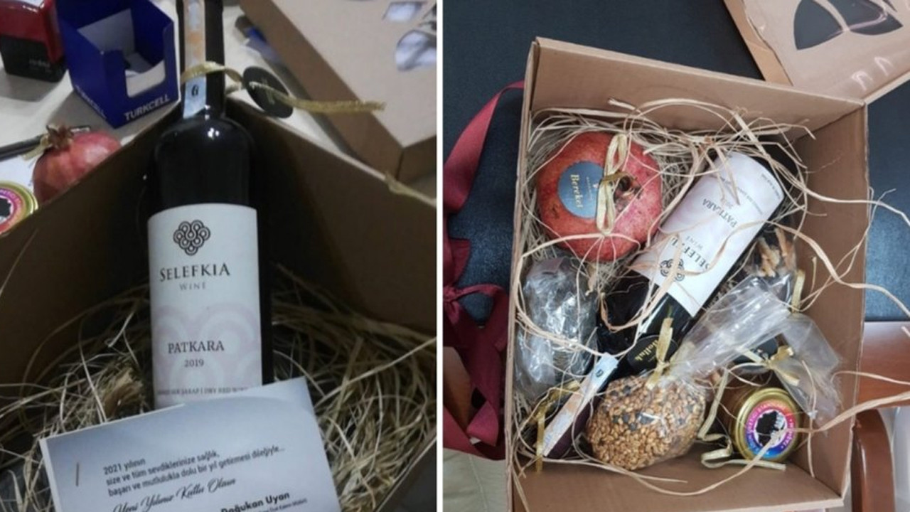 CHP'li belediye yılbaşında kutu kutu şarap gönderdi