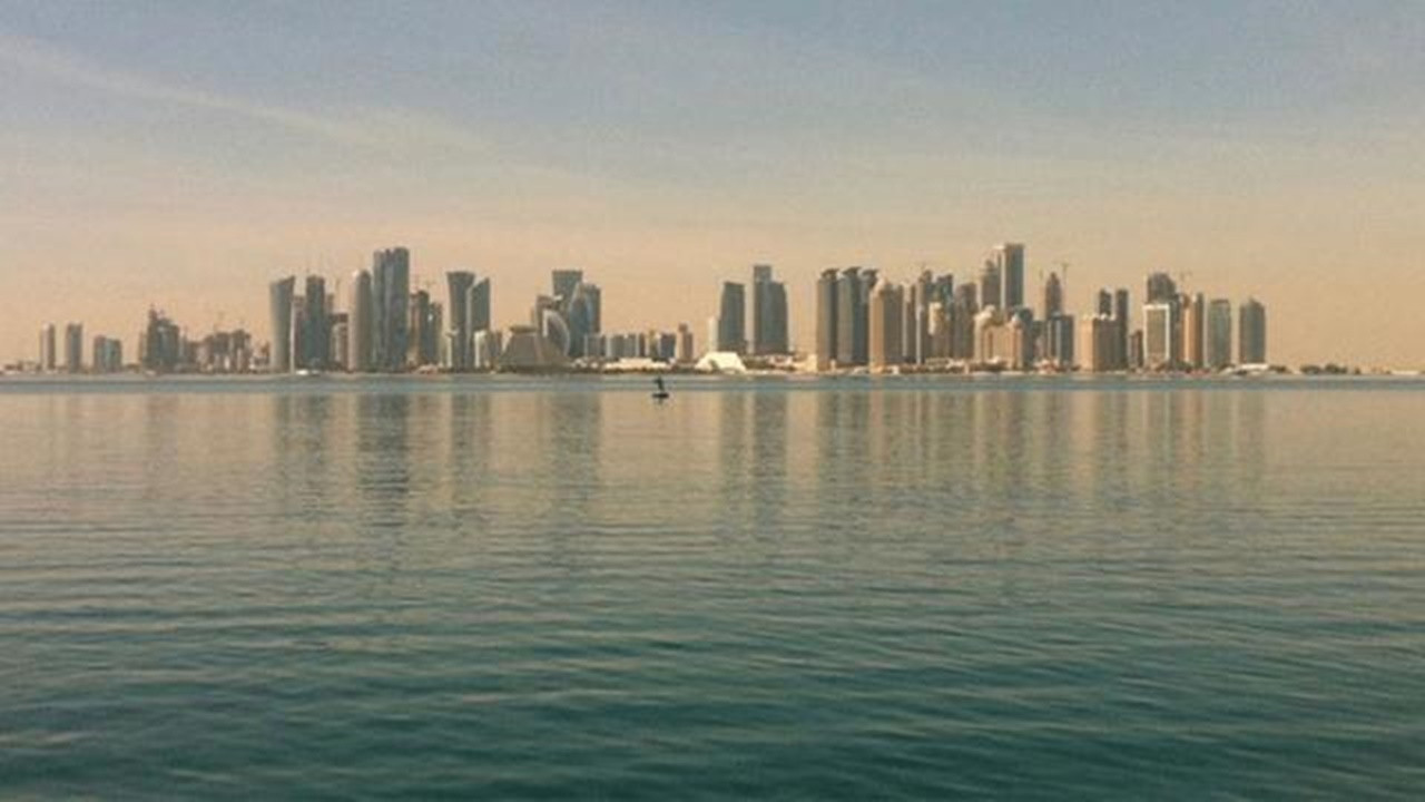 BAE: Katar'la seyahat ve ticaret yeniden başlıyor