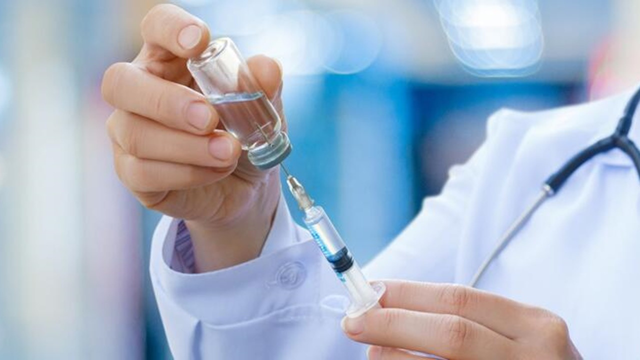 İki aşı arasında 14 gün belirsizliği
