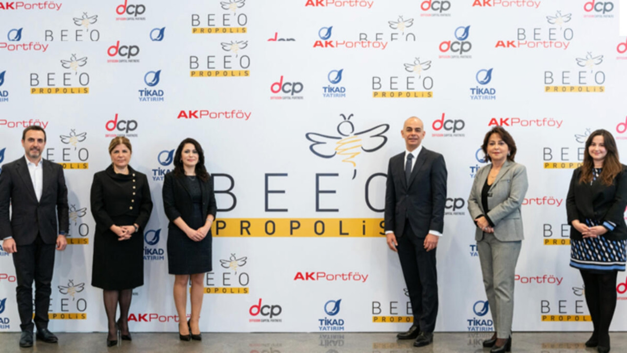 BEE’O Propolis, Türkiye’nin en büyük yatırım fonu olan AK Portföy’den yatırım aldı!