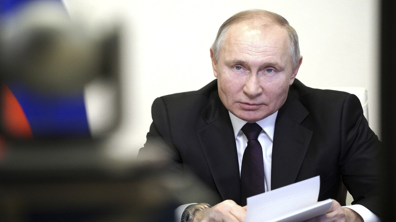 Putin, 2036 yılına kadar başkanlığın yolunu resmen açtı