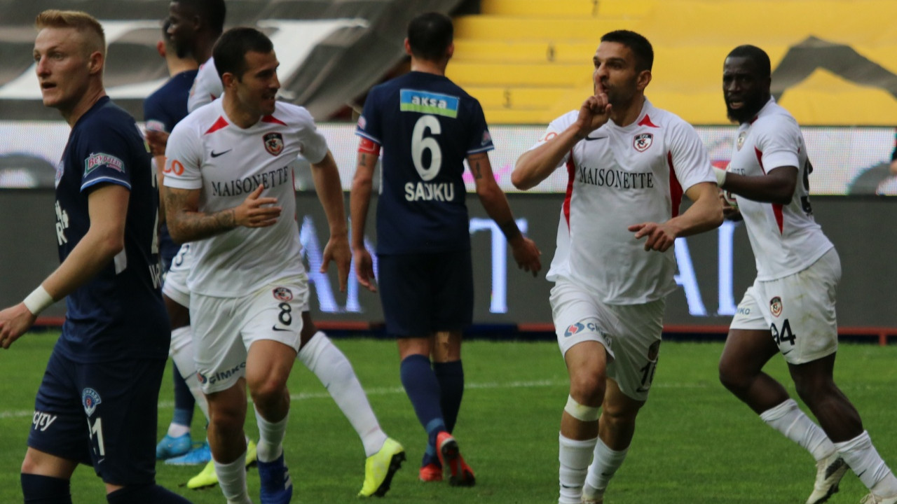 Gaziantep FK-Kasımpaşa maçında 4 gol var kazanan yok