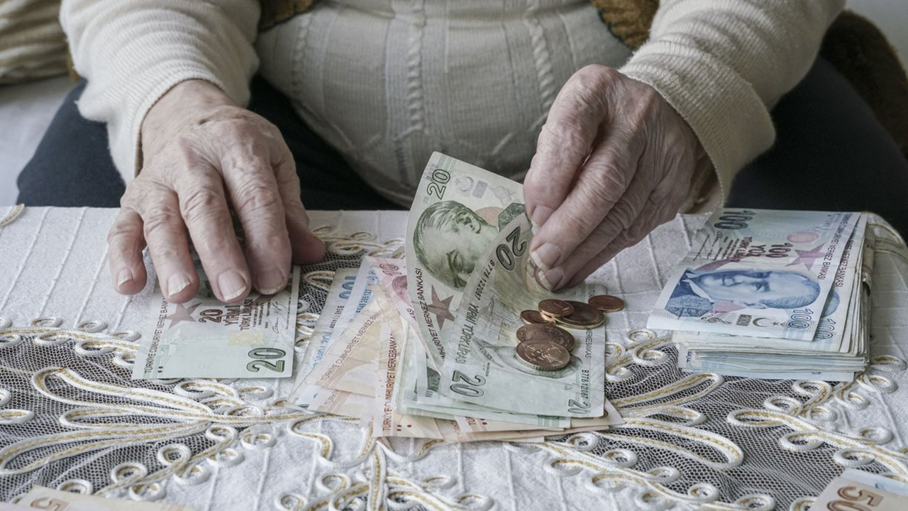 SSK emekli maaşları hangi gün banka hesaplarına yatar?