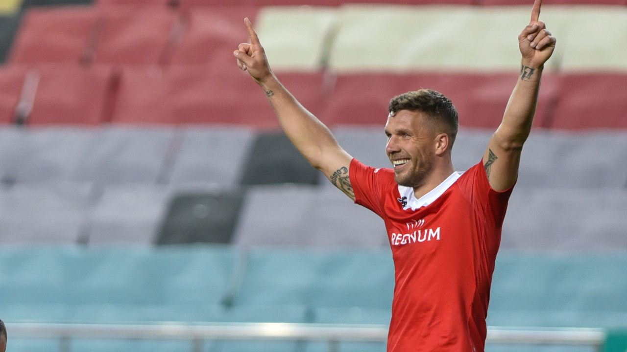 Lukas Podolski ile yollar ayrılıyor