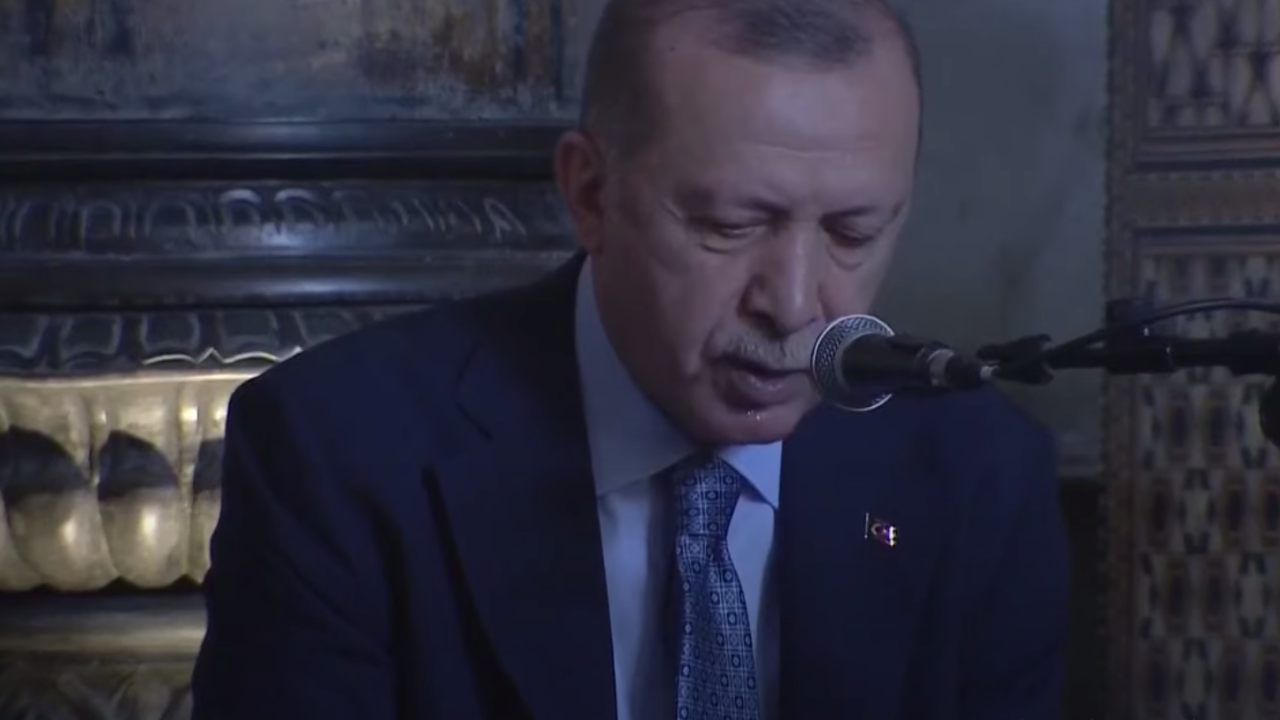 Erdoğan'dan Kur'an-ı Kerim tilaveti