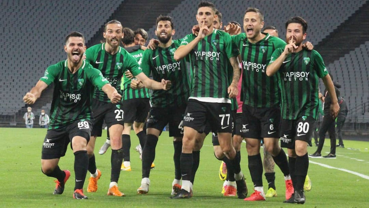 Kocaelispor'dan Sakaryaspor karşısında 4 gollü zafer
