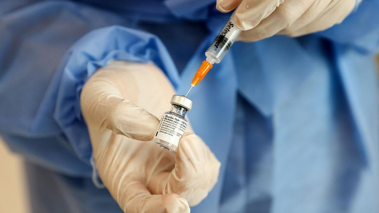 Aşılamada rekor! Bir haftada 7.7 milyondan fazla doz aşı yapıldı