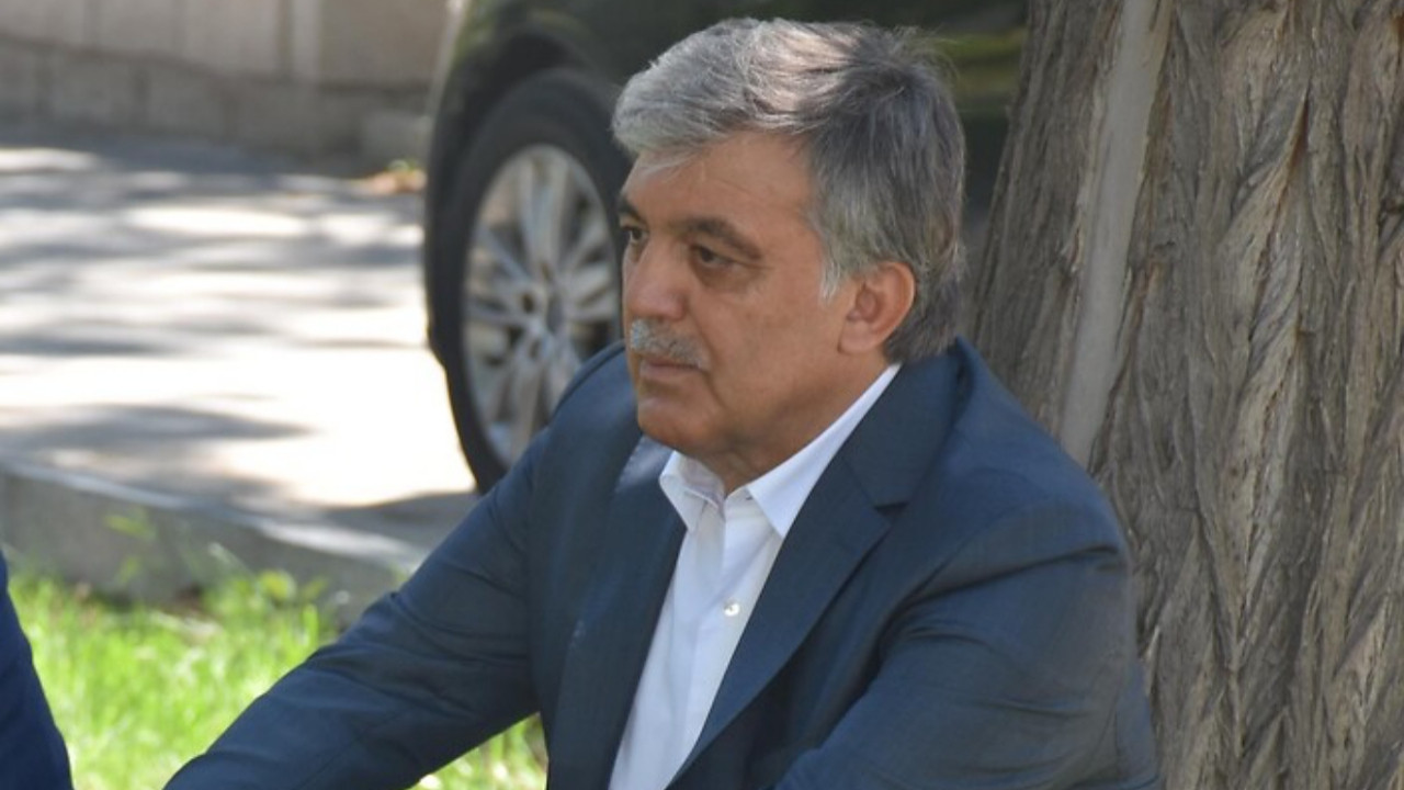 Abdullah Gül'ün danışmanı zehir zemberek bir açıklama ile istifa etti! Erdoğan'a kurulan pusuyu anlattı...