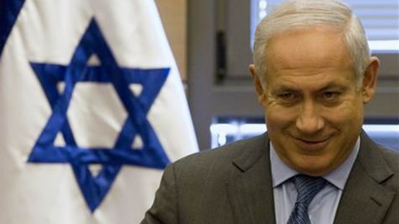 Netanyahu giderayak kasalardaki belgeleri yakıyor!