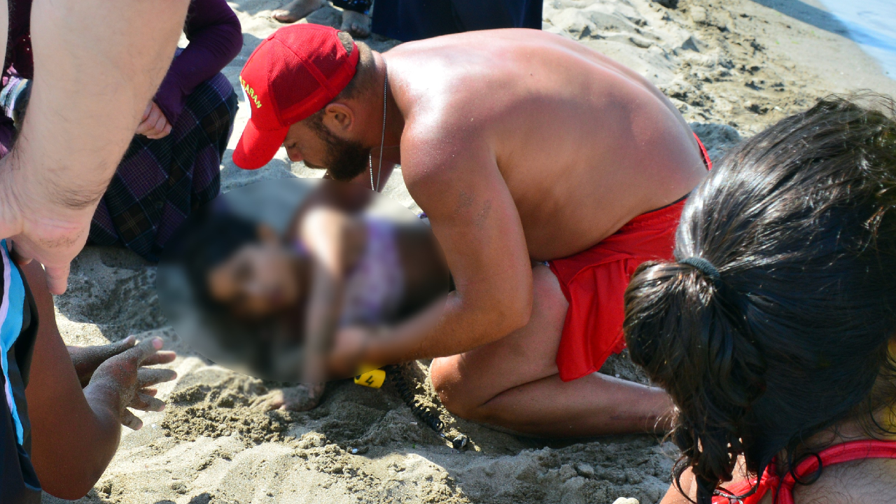 Plajda can pazarı! Küçük kız boğulmaktan böyle kurtarıldı