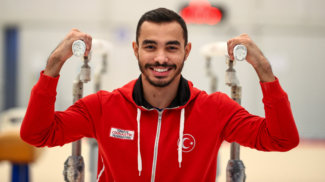 Milli sporcu Ferhat Arıcan, Artistik Cimnastik Dünya Kupası'nda altın madalya kazandı