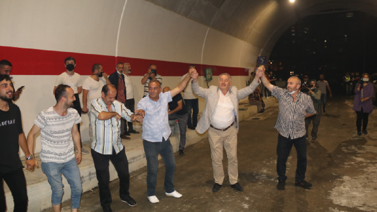 Rize'nin 70 yıllık hayali! Salarha Tünelini horonlarla kutladılar